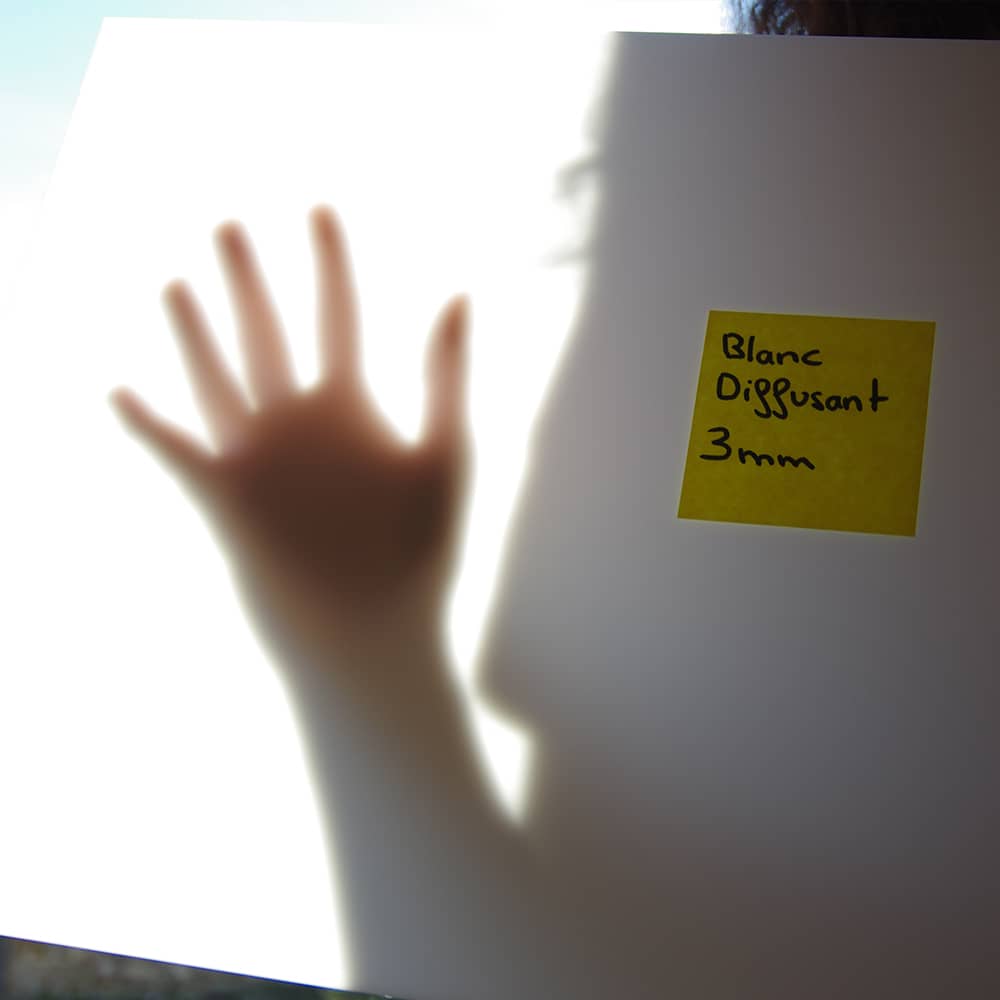 Plaque Plexiglass Blanc Diffusant 3 mm sur mesure - Translucide 4 Plexiglas Blanc Diffusant Translucide 3 mm