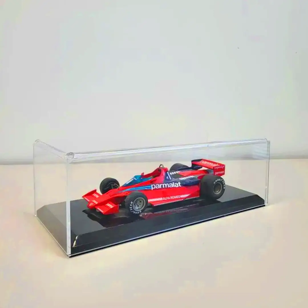 Cloche Plexiglas Plié sur mesure pour maquette